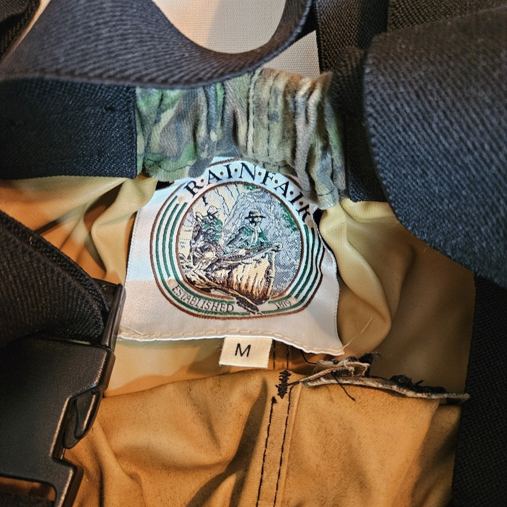 RainFair Realtree Camo Hunting Pants M Bib Style Lined Zipper Legs Suspenders - Picture 3 of 9